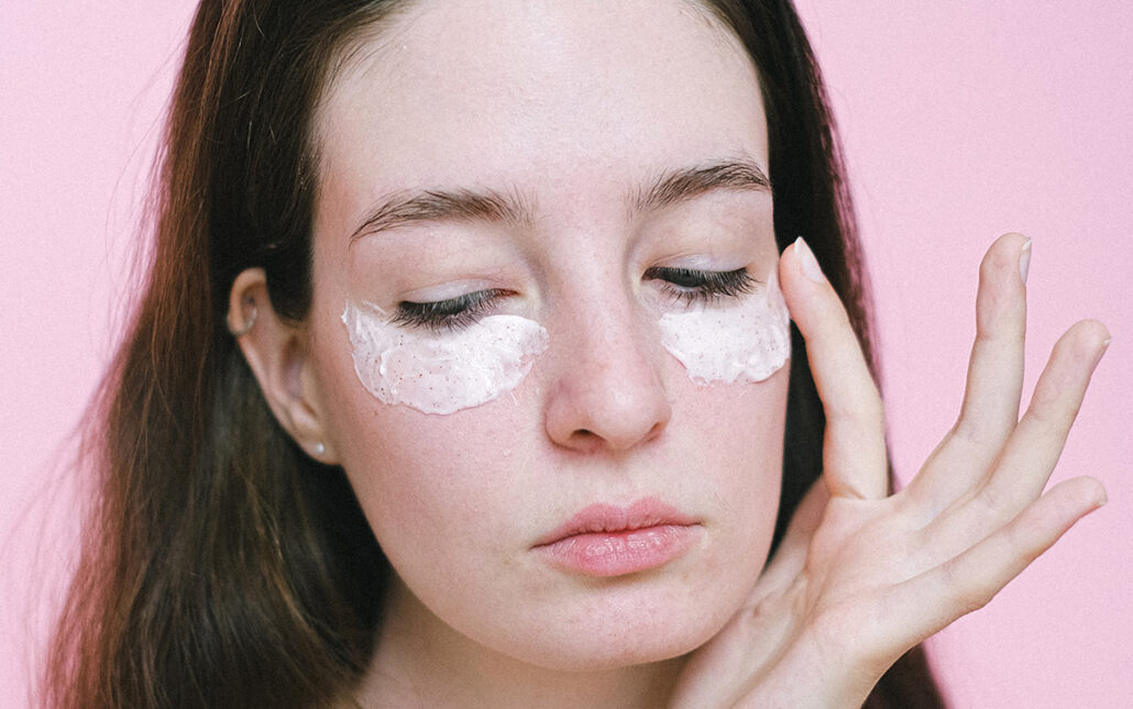 Und Tschüss Augenschatten