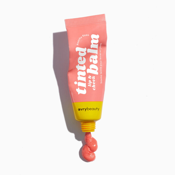 AVRYBEAUTY Lip & Cheek Tinted Balm - Peachy Keen – Der pfirsichrosa Farbton „Peachy Keen“ ist dezent süß und schmeichelt jedem Hautton, 10ml, 1