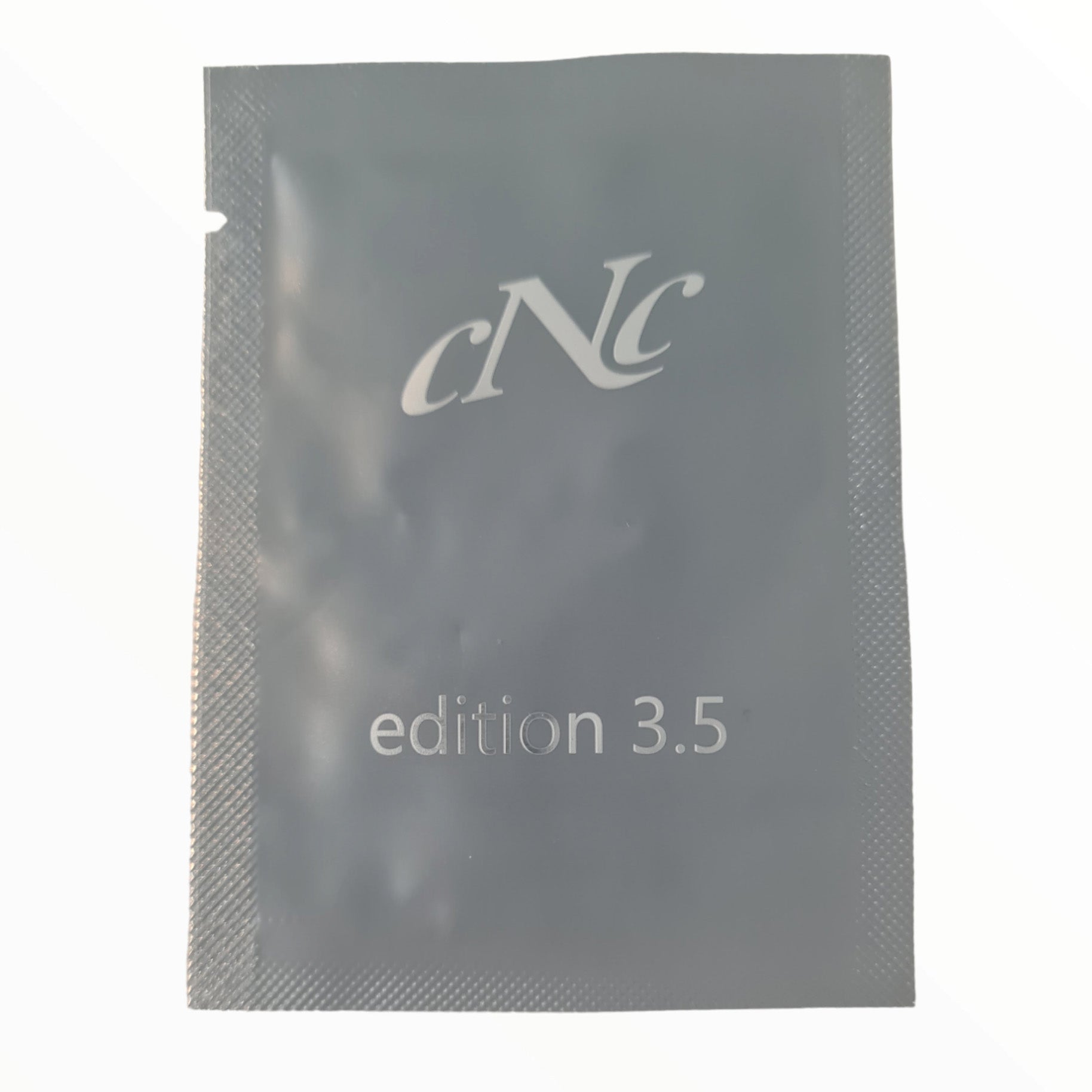 CNC edition 3.5 Hightech Anti-Aging Pflege – 3-dimensionale Faltenkorrektur, definiert Gesichtskonturen, perfektioniert den Teint und schützen die Haut vor vermehrtem oxidativen Stress., 2ml, Sachet