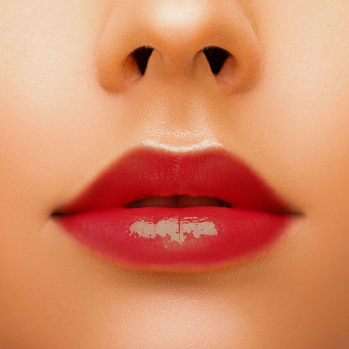 COULEUR CARAMEL Lippenstift 238 Acid raspberry – Die hochkonzentrierten schimmernden Pigmente sorgen bereits nach dem ersten Auftragen für ein langanhaltendes Farbergebnis., 3,5gr., Anwendung