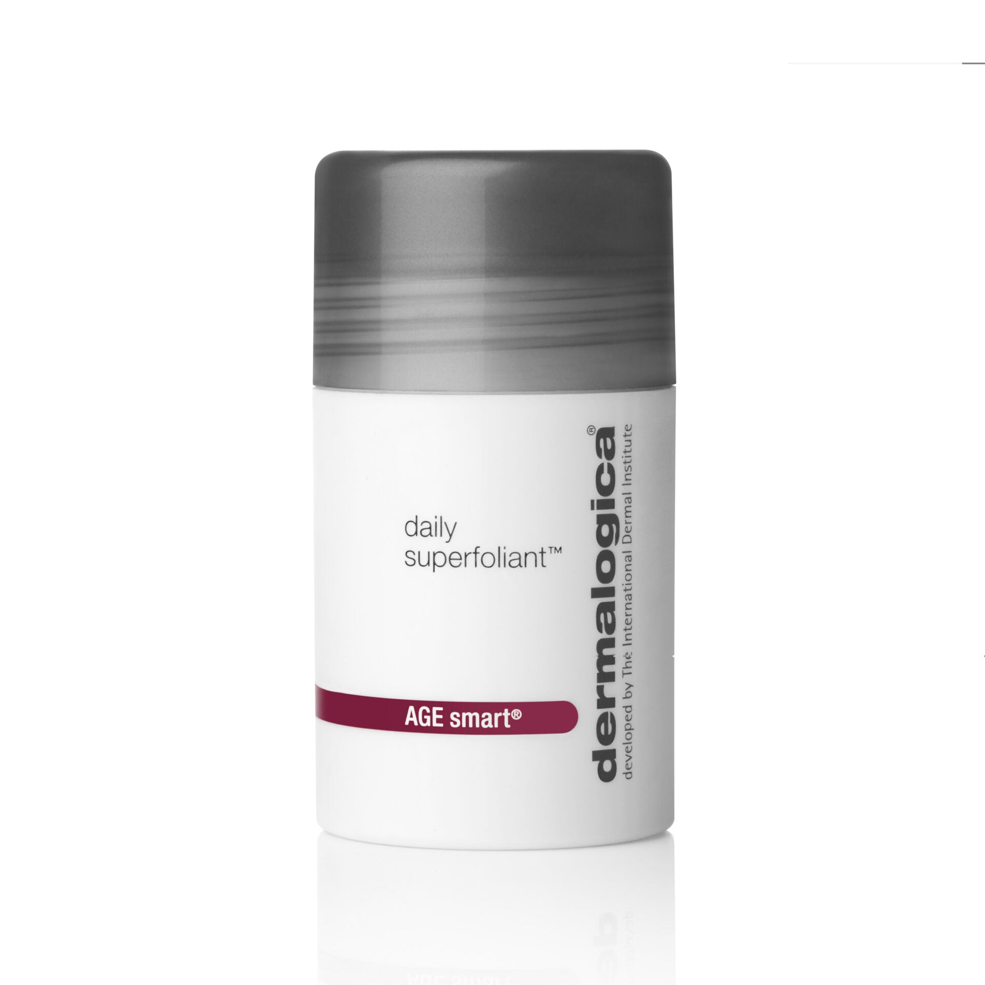 DERMALOGICA AGE smart Daily Superfoliant – wird bei Kontakt mit Wasser aktiviert und setzt einen Komplex aus drei Wirkstoffgruppen frei, der sich aus hochwirksamen Enzymen, hauterneuernden Alphahydroxysäuren und einer Anti-Schadstoff-Technologie zusammensetzt., 13gr.