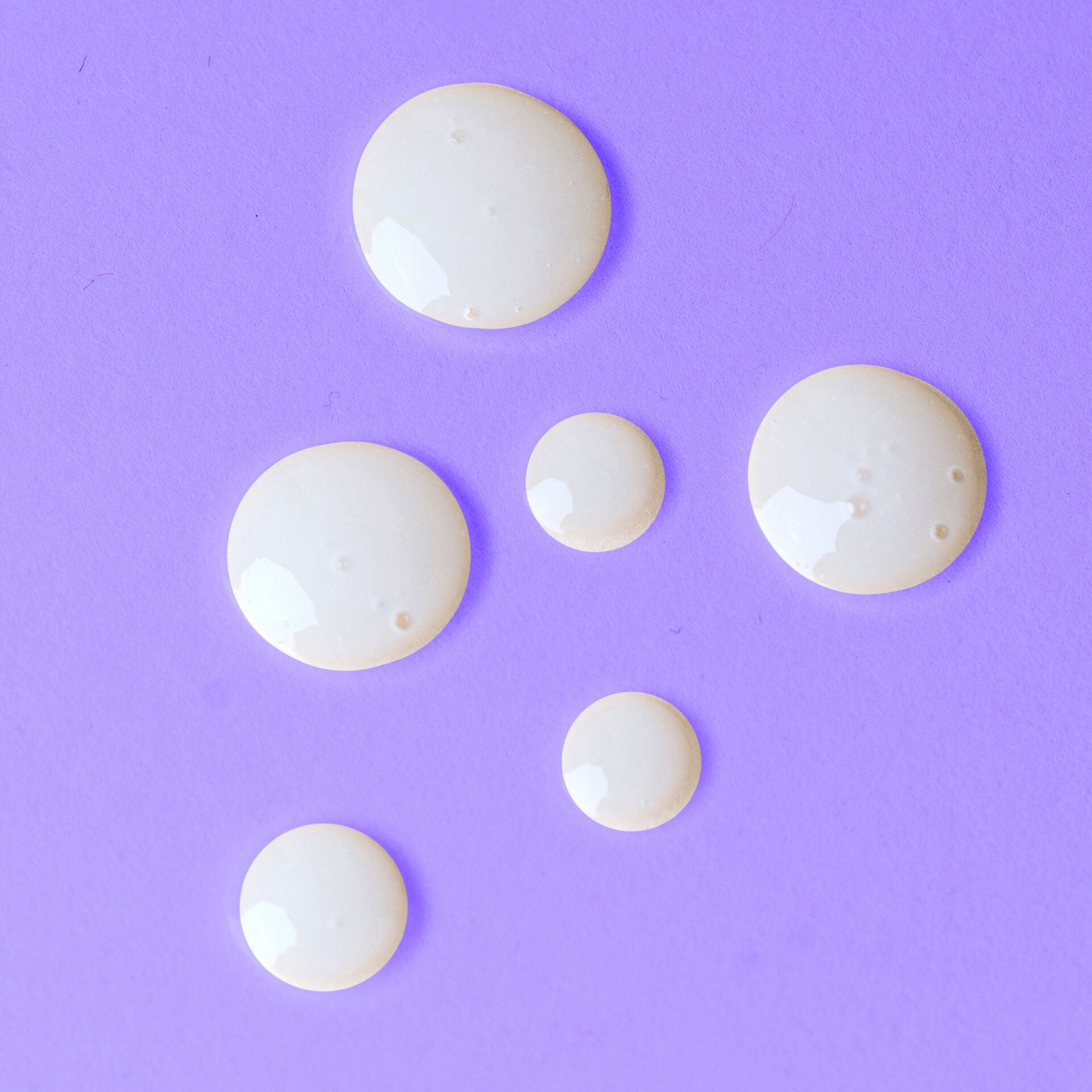 DERMALOGICA Clear Start Breakout Clearing Booster – Pickel-auslösenden Bakterien verschwinden in 15 Minuten, ohne die Haut auszutrocknen. Dabei wird die natürliche und gesunde Bakterienflora der Haut nicht angegriffen., 30ml, Textur