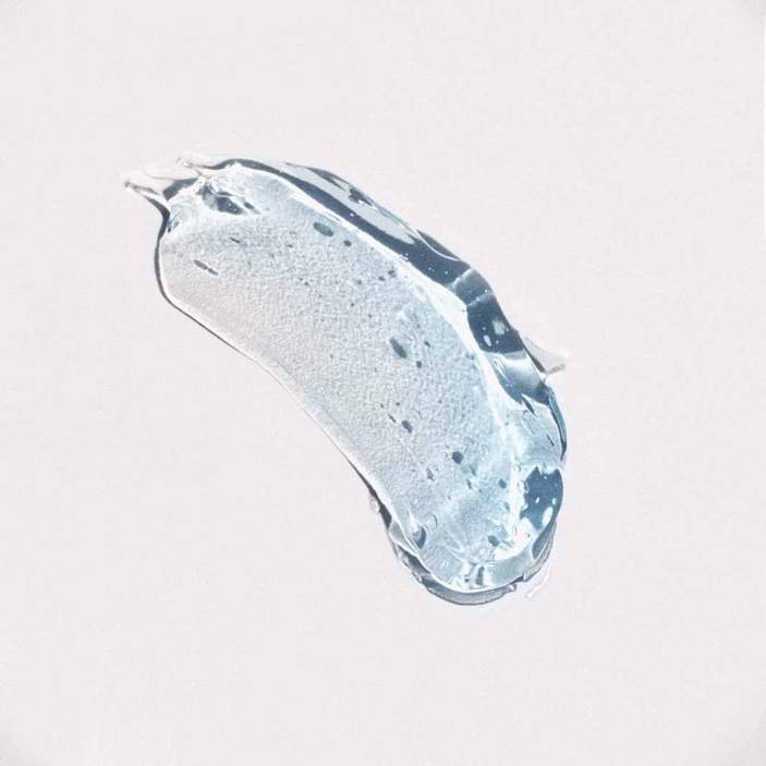 DERMALOGICA Clear Start Cooling Aqua Jelly – Ein ultraleichtes Gel für ölige Haut, das erfrischt und kühlt. Dieser Moisturizer verfeinert das Hautbild und spendet viel Feuchtigkeit ohne zu fetten. So pflegt es ölige Haut optimal., 59ml, Textur2