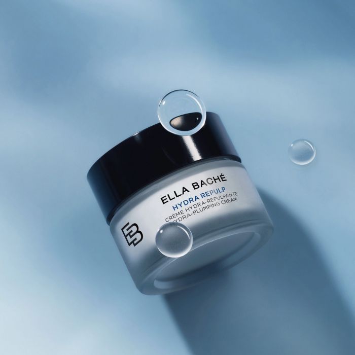 ELLA BACHE HYDRA REPULP - Hyaluron Creme – 50ml, Tiegel liegend mit Wassertropfen