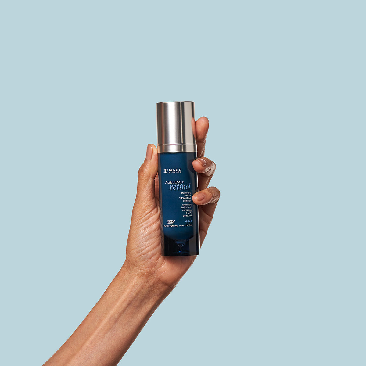 IMAGE SKINCARE Ageless+ Retinol treatment crème 1.2% retinol complex – Anti-Aging Pflege, 28,5g, Hand hält Pumpspender