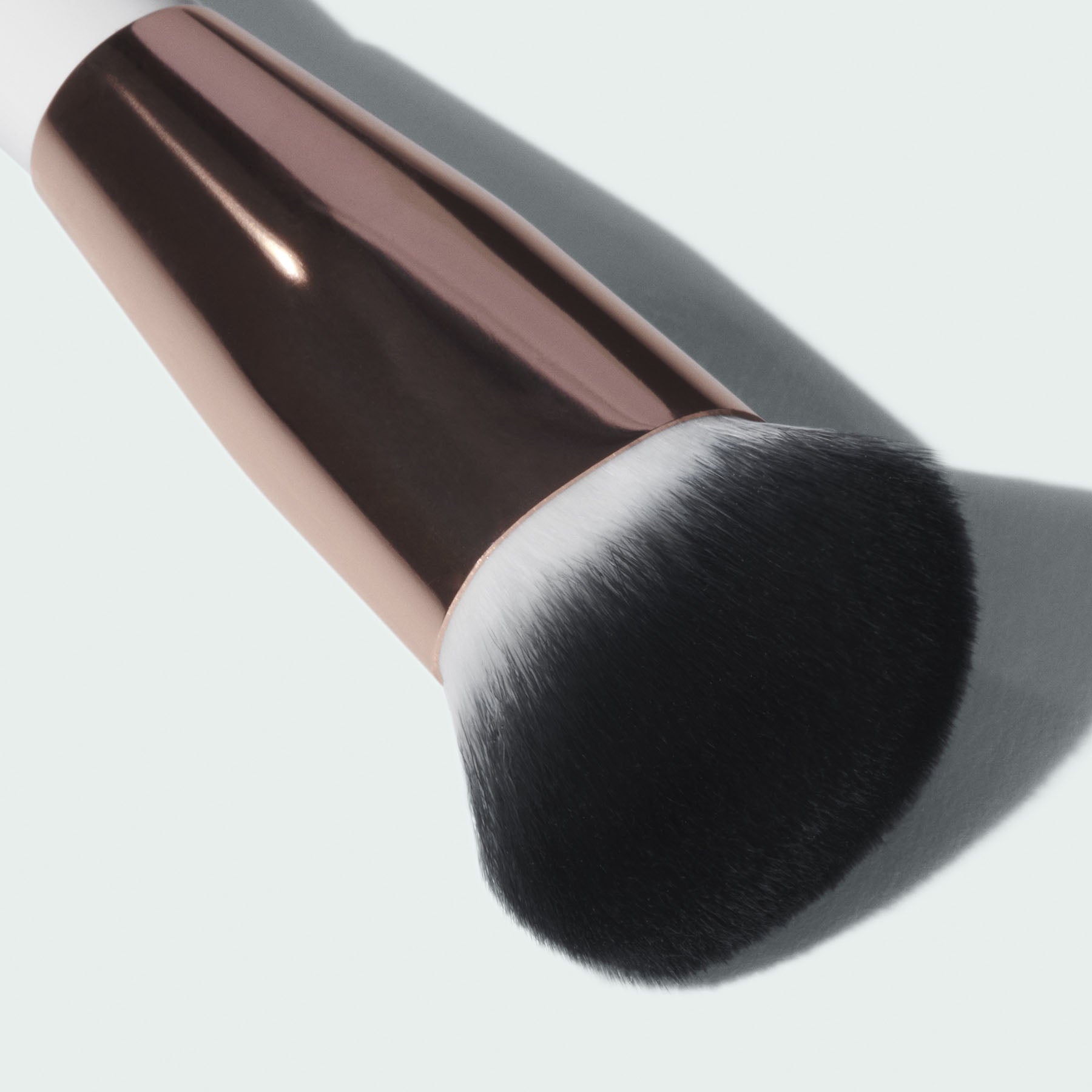 IMAGE SKINCARE flawless Foundation Brush, 1stk, Detailansicht Pinselkopf