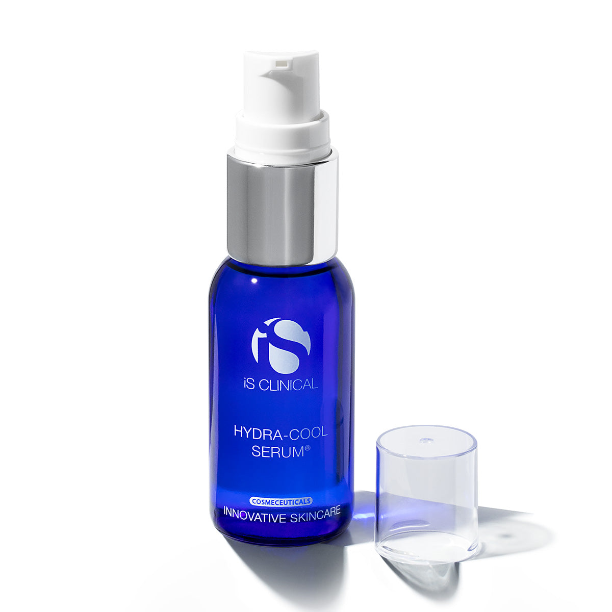 IS CLINICAL Hydra-Cool Serum – Feuchtigkeitsserum mit Hyaluronsäure, Vitamin B5 & Antioxidantien, 30ml, Sprühflasche offen