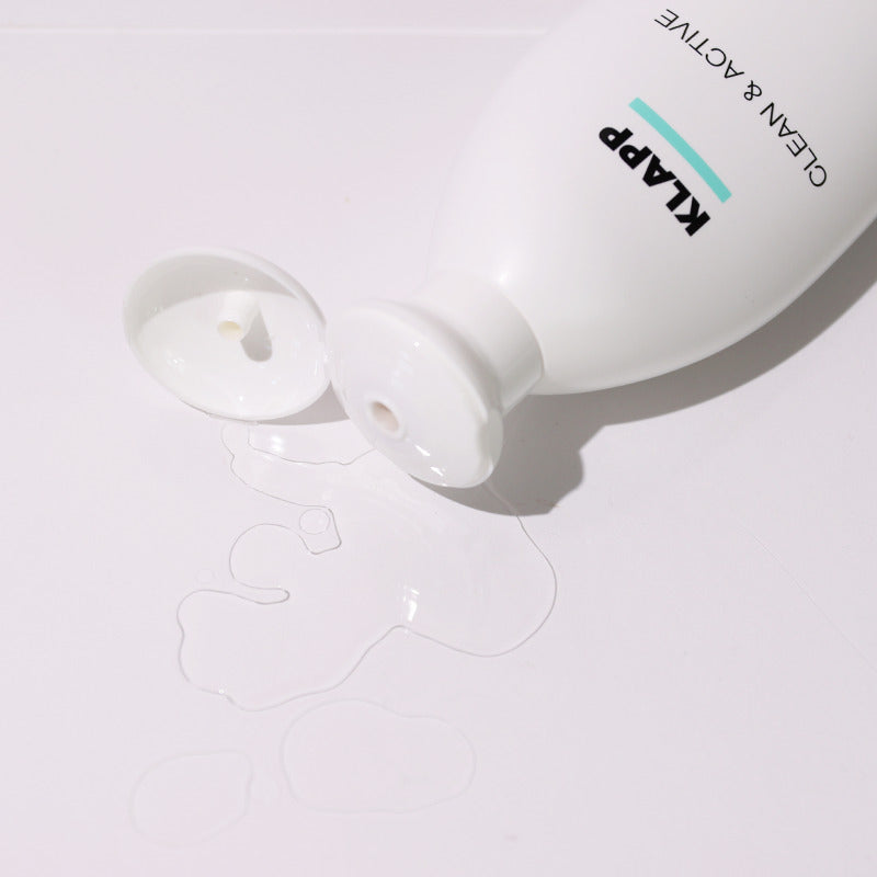 KLAPP Clean & Active Exfoliator Lotion Dry Skin – Klärendes Gesichtswasser für trockene Haut, 250ml, Flasche offen