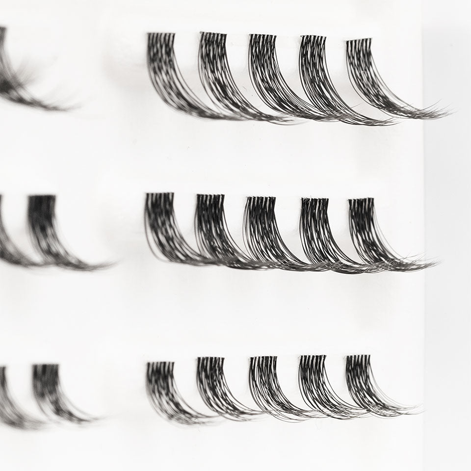 KRYOLAN Compact 3D Layered Clusters – Definierte 3D-Wimpern, -, Wimpernbündel verschiedene Längen Seitenansicht