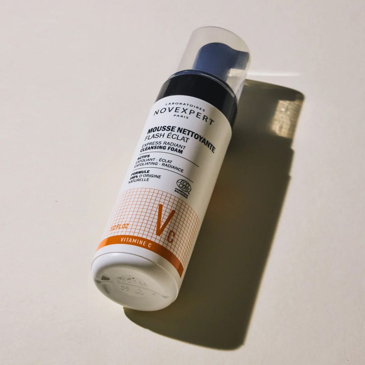 NOVEXPERT Express Radiance Cleansing Foam, 150ml, Pumpspender liegend