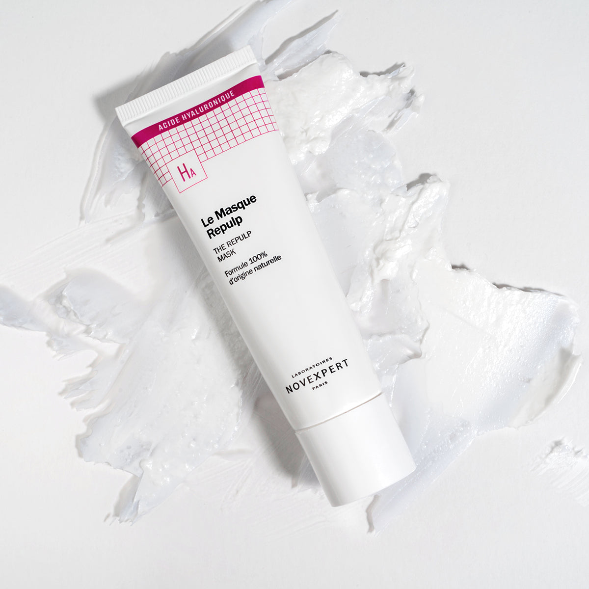 NOVEXPERT The Repulp Mask – 50ml, Tube liegend auf Maskenprobe