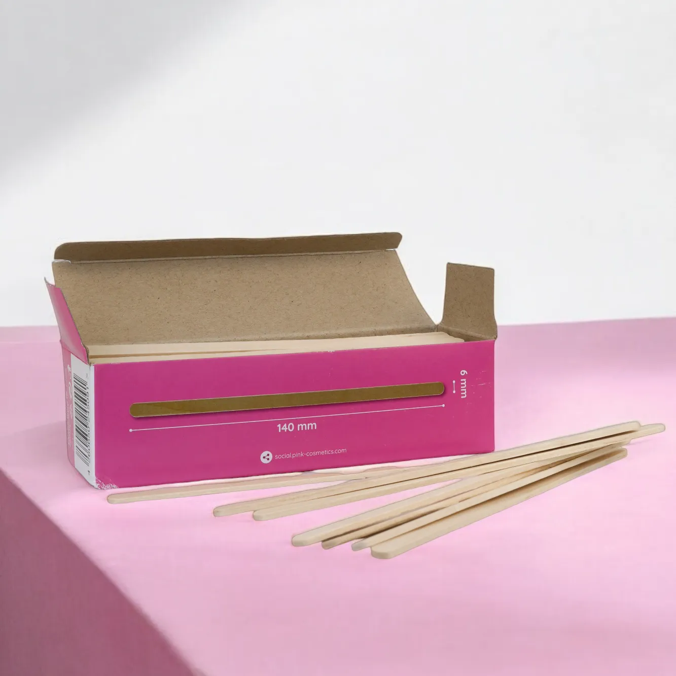 PINK COSMETICS Holzspatel – für hygienisches Waxing, 100stk, Größe small Karton offen