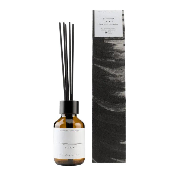 RUCK Raumduft inkl. 4 Duftstäbchen - LAKE Ylang Ylang & Geranium, 100ml, Flasche Duftstäbchen und Umkarton