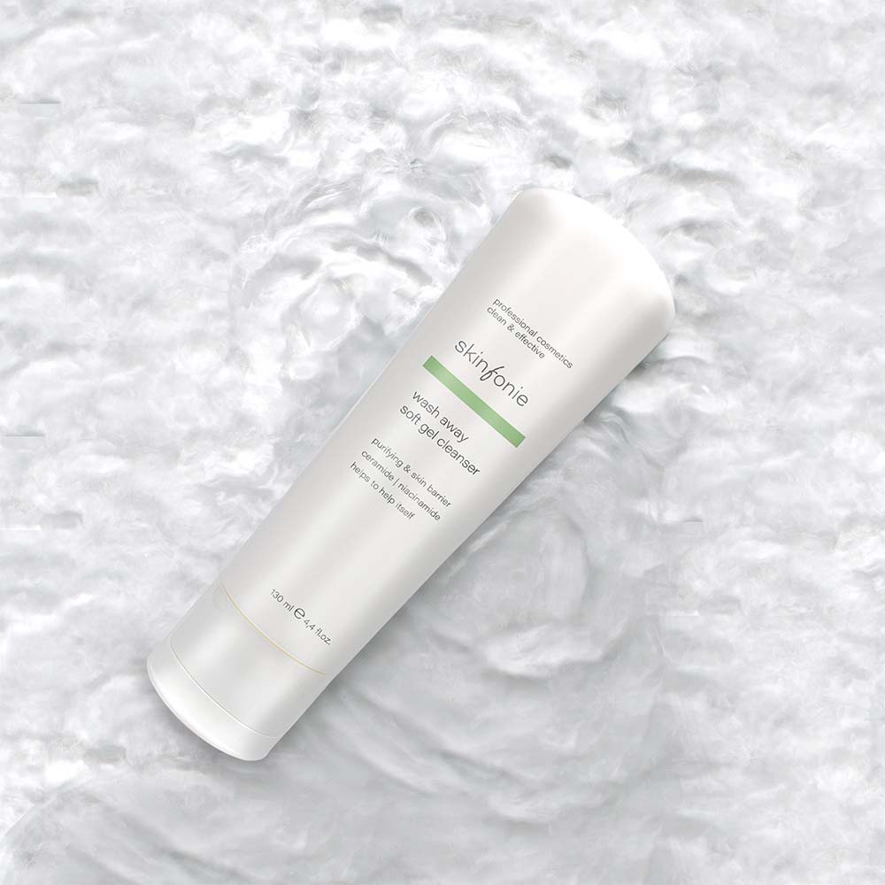SKINFONIE wash away soft gel cleanser  – 130ml, Spender und Produktprobe