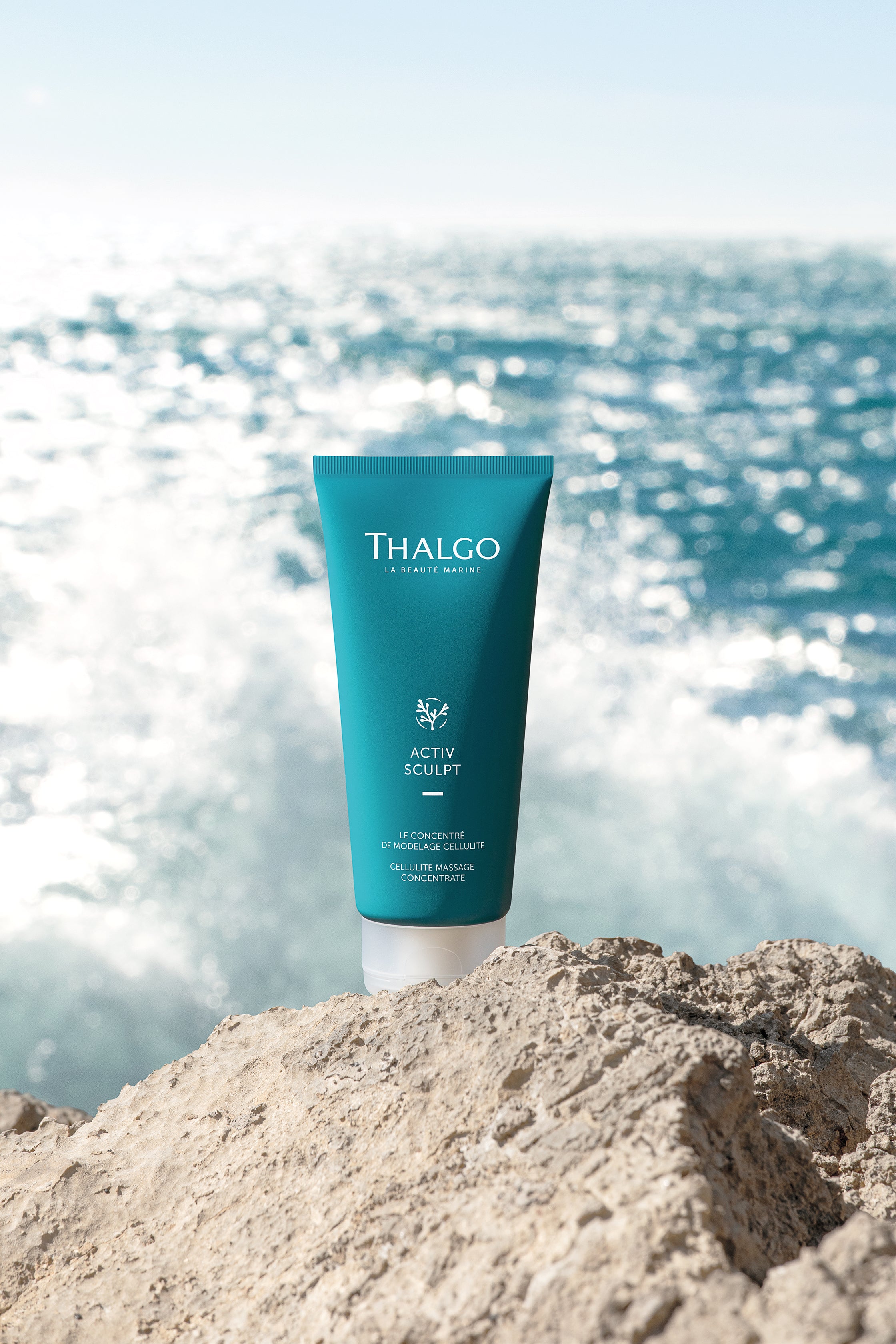 THALGO ACTIV SCULPT Cellutech Wirkstoffkonzentrat – Straffende Ölcreme gegen Cellulite, 200ml, Tube am Meer