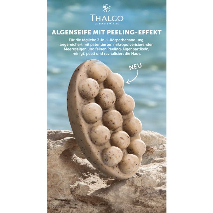 THALGO Marine Essentials - Algenseife mit Peeling-Effekt – 150g, Seifenstück auf Steinufer