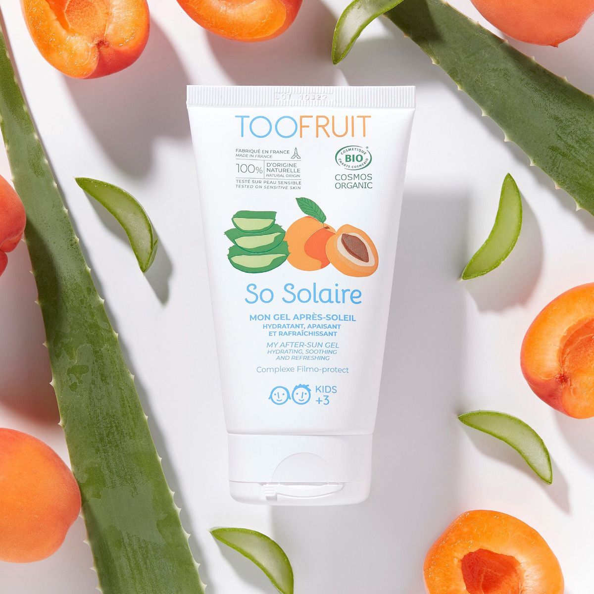TOOFRUIT So Solaire After Sun Gel Aloe Vera – 150ml, Tube umringt von Aloe Vera Blättern und Aprikosen