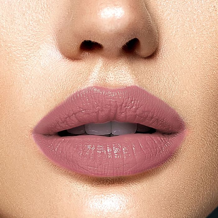 cou-617257-lippenstift-257-rose-model