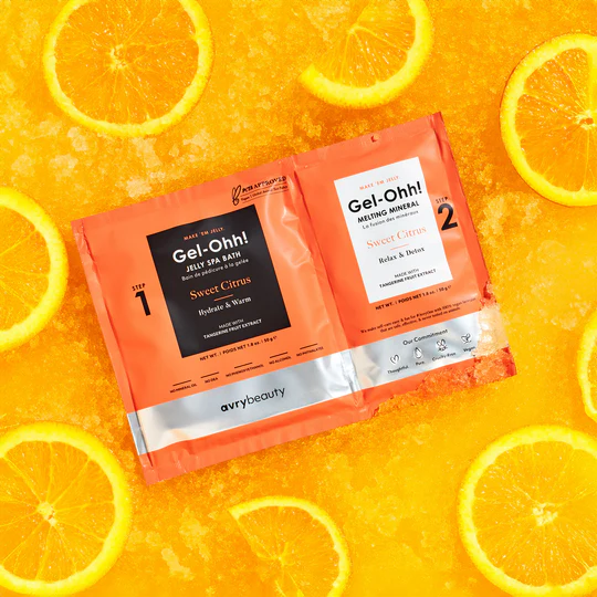 AVRYBEAUTY Gel-Ohh! Jelly Spa Bath - Sweet Citrus – Belebendes Jelly-Fußbad mit Mandarinenfruchtextrakt – antioxidativ, aufhellend &amp; erfrischend, 100gr., Orangen
