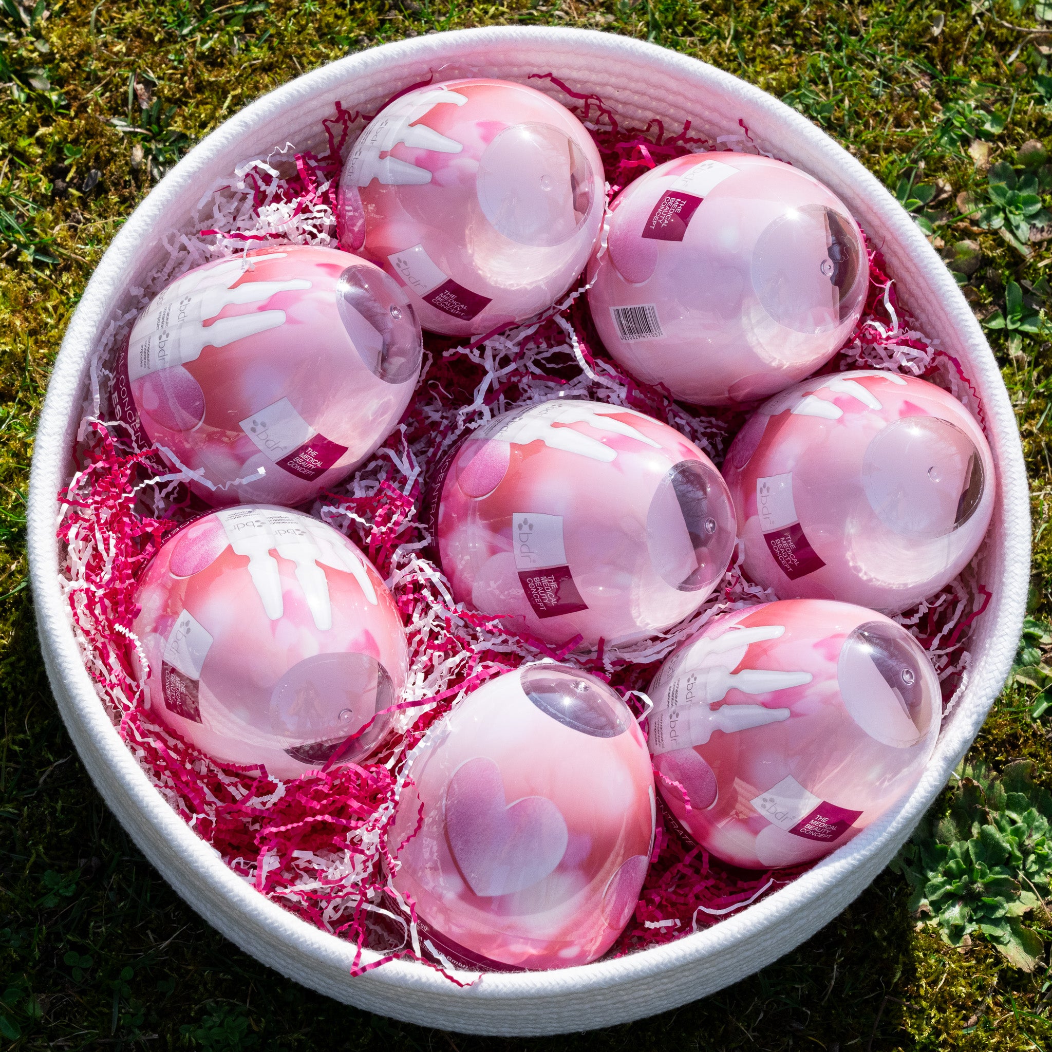 BDR MEDICAL BEAUTY Ampullen-Ei – Osteraktion, 7x2ml +Dropper, Ampullen-Eier in Osternest