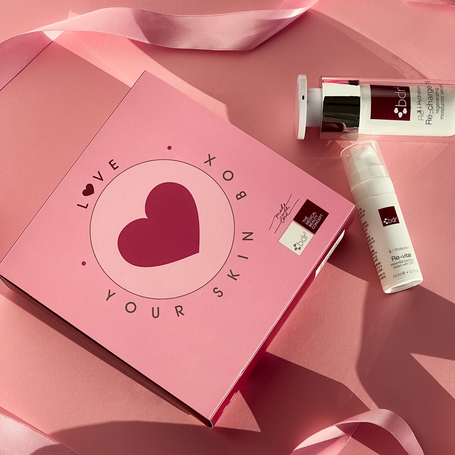 BDR MEDICAL BEAUTY Valentine Box – Dieses Set ist die ideale Wahl, um die Haut mit intensiver Feuchtigkeit zu verwöhnen und ihr ein frisches, strahlendes Aussehen zu verleihen., 45ml, Box und Produkte2