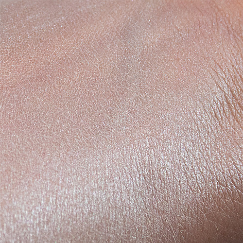 GRIMAS Colour Powder 07-silber-glanz – feines, silbernes Glanzpuder für Make-up & Body, 3g, Anwendungsbeispiel