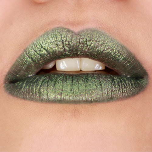 GRIMAS Lippenstift METALLIC green 704, 3,5g, Farbe auf Lippen