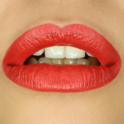 GRIMAS Lipstick PURE matt knallrot 5-1, 3,5g, Farbe auf Lippen