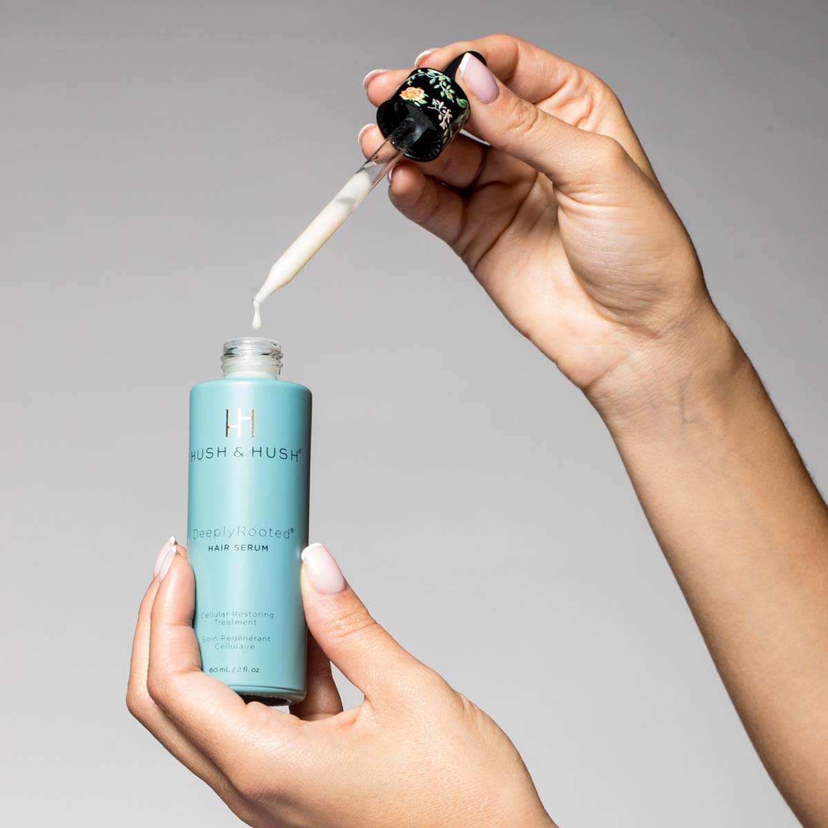 HUSH & HUSH DeeplyRooted Hair Serum – Leave-in-Haarserum, 60ml, Hände entnehmen Serum mit Pipette