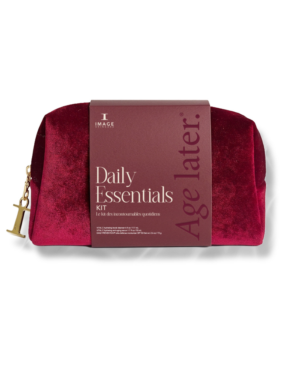 IMAGE SKINCARE the DAILY ESSENTIALS kit – Holiday Set 2026, -, Kosmetiktasche