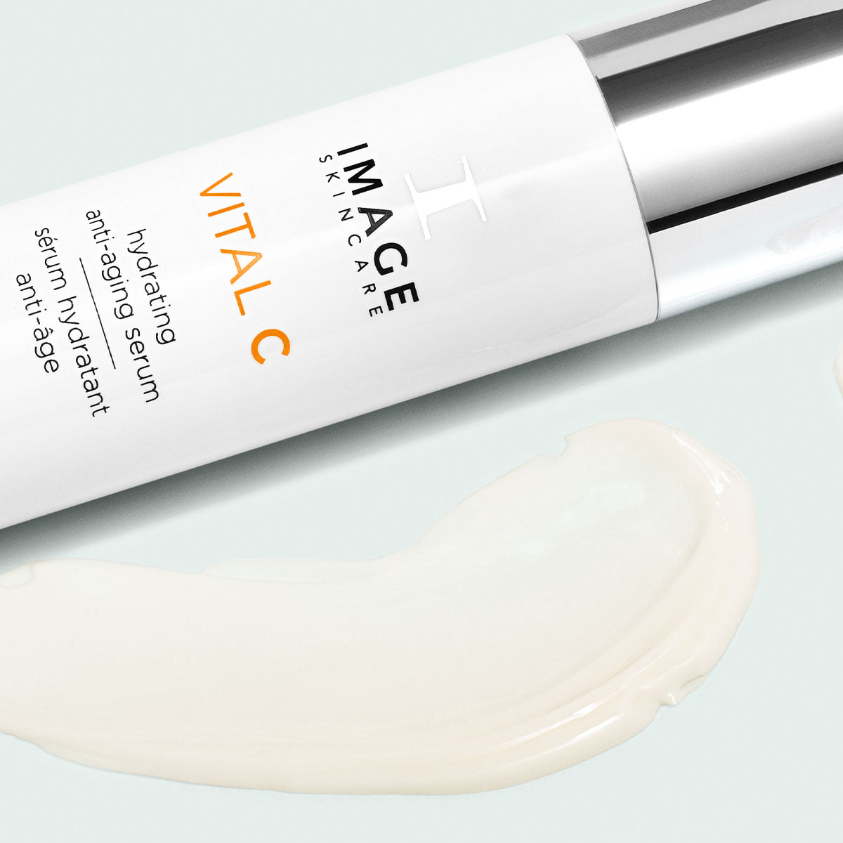 IMAGE SKINCARE Vital C Hydrating Anti-Aging Serum, 50ml, Pumpspender und Serumtextur