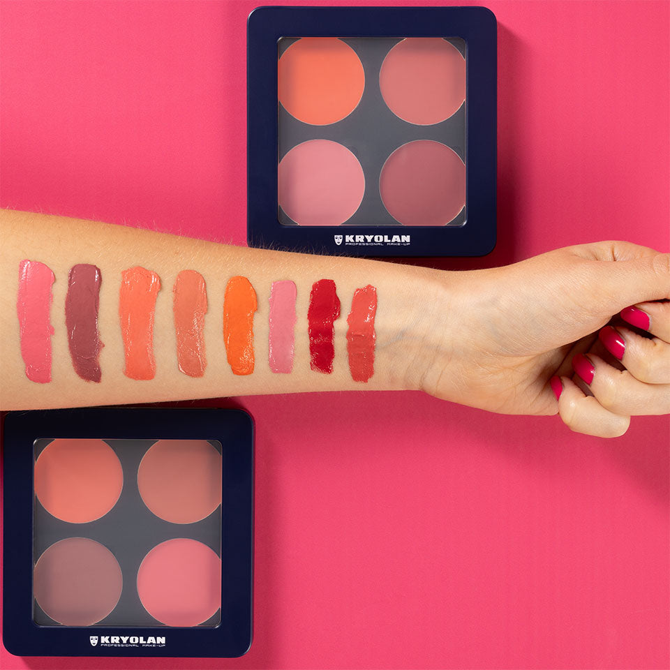 KRYOLAN Cream Blush Palette 4 Farben – magnetisch, 10g, Paletten und Swatches auf Unterarm