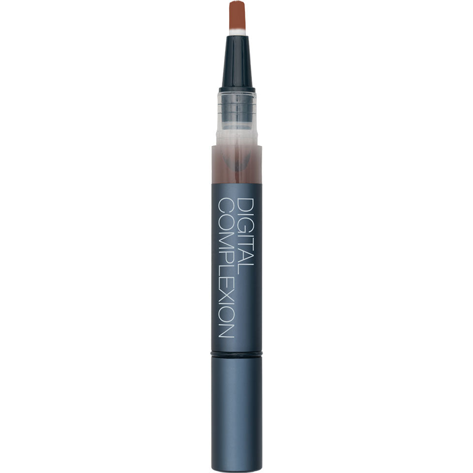KRYOLAN Digital Complexion Concealer D-36 – leichter, selbstfixierender Concealer mit Airbrush-Effekt, 1stk, offen mit Pinselapplikator