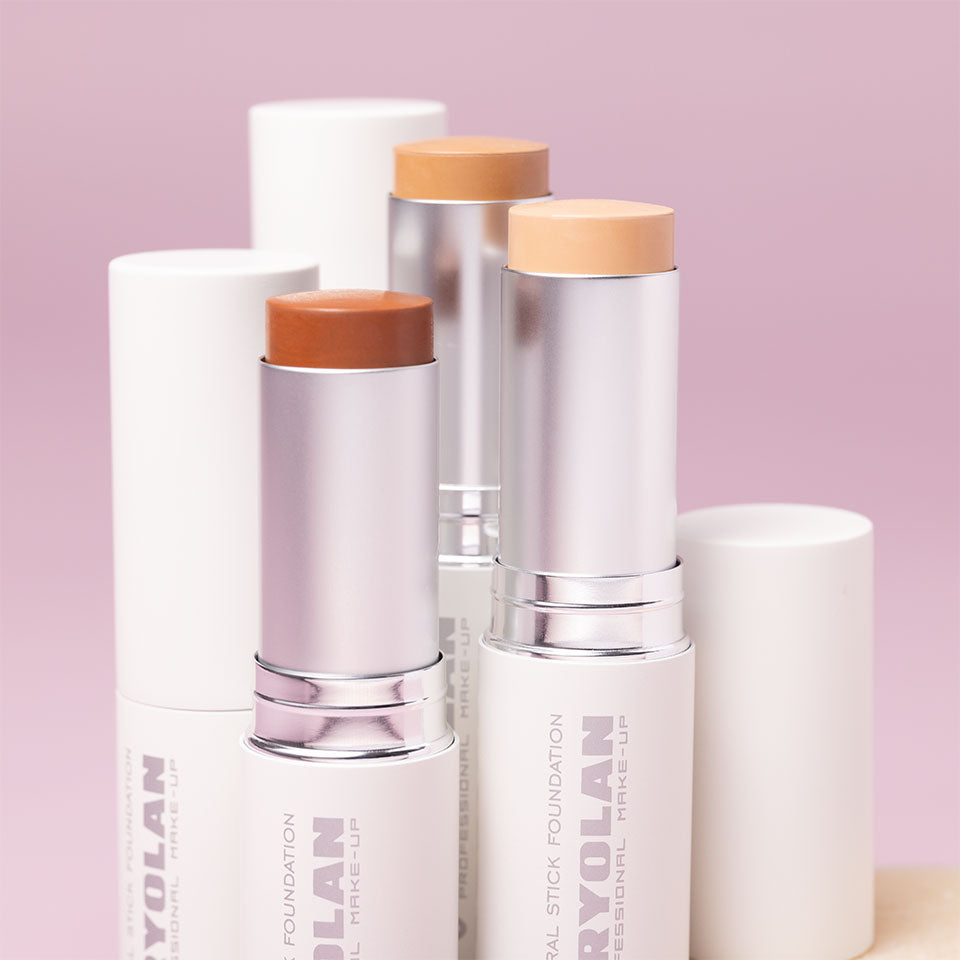 KRYOLAN Natural Stick Foundation  – für ein natürlich-mattes Finish, 11g, Sticks offen und geschlossen verschiedene Farben