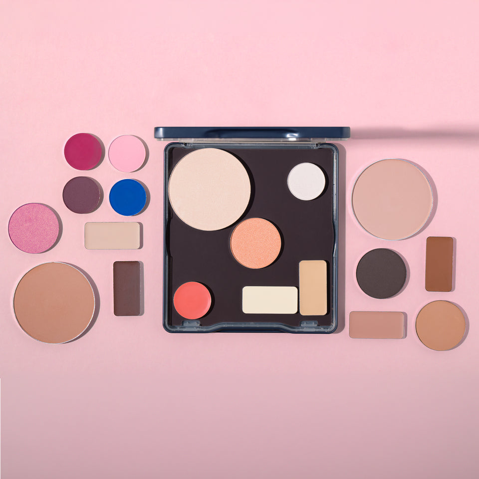 KRYOLAN Pro Artist Palette – magnetische Leerpalette, -, gefüllt offen Frontansicht