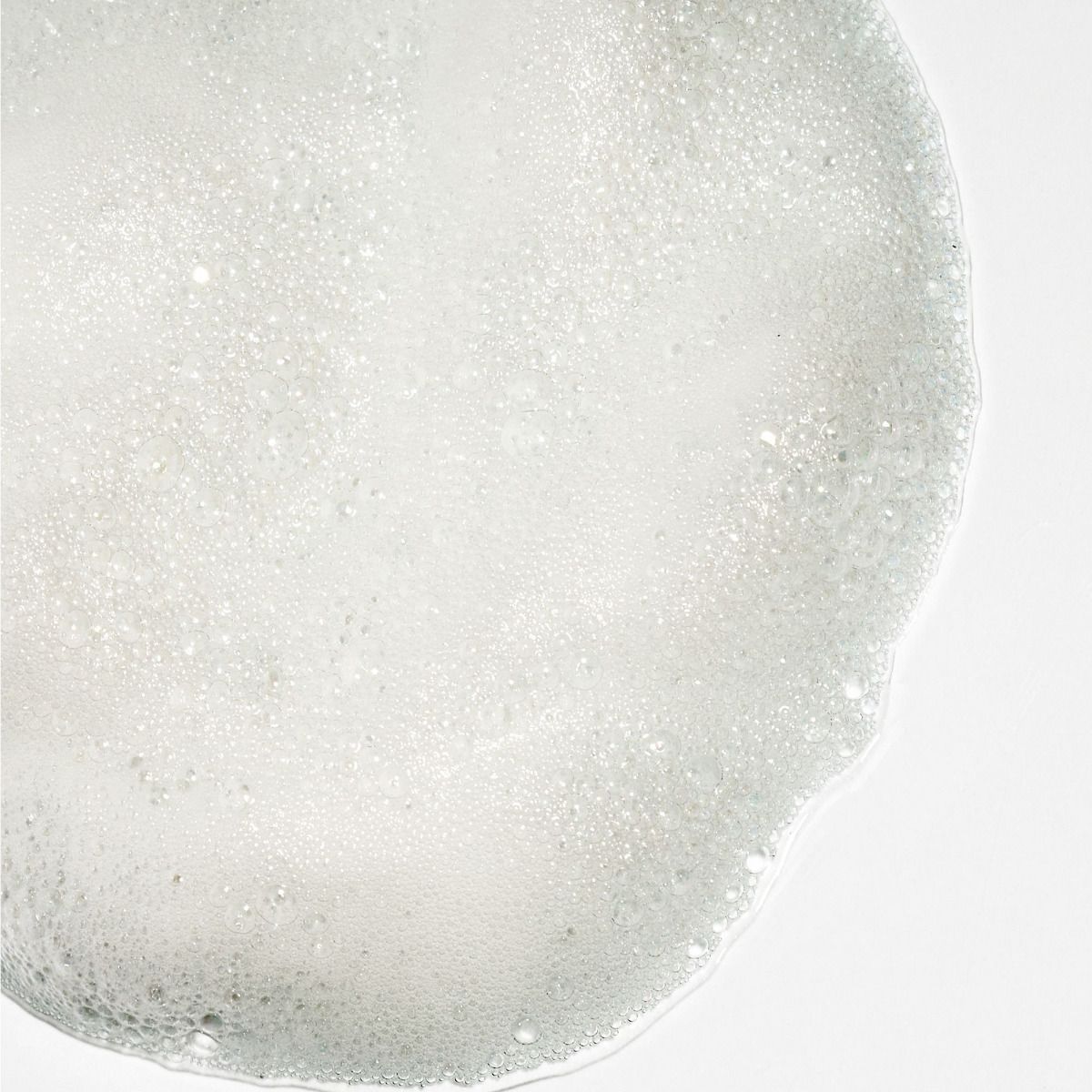 NOVEXPERT Express Radiance Cleansing Foam  – Reisegröße, 40ml, Detailaufnahme Schaum