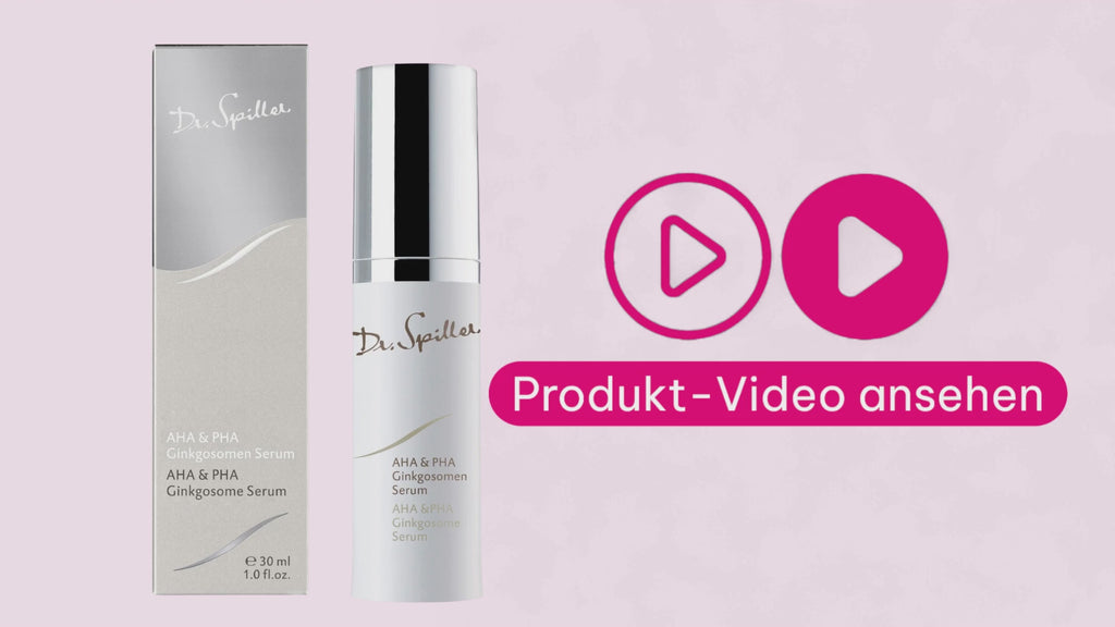 Videoerklärung zum Dr. Spiller AHA & PHA Ginkgosomen Serum: Marco erklärt die sanfte Hauterneuerung mit AHA- und PHA-Säuren, die Wirkung von Ginkgo-Extrakt und die Anwendung des Serums für ein verfeinertes, frischer wirkendes Hautbild